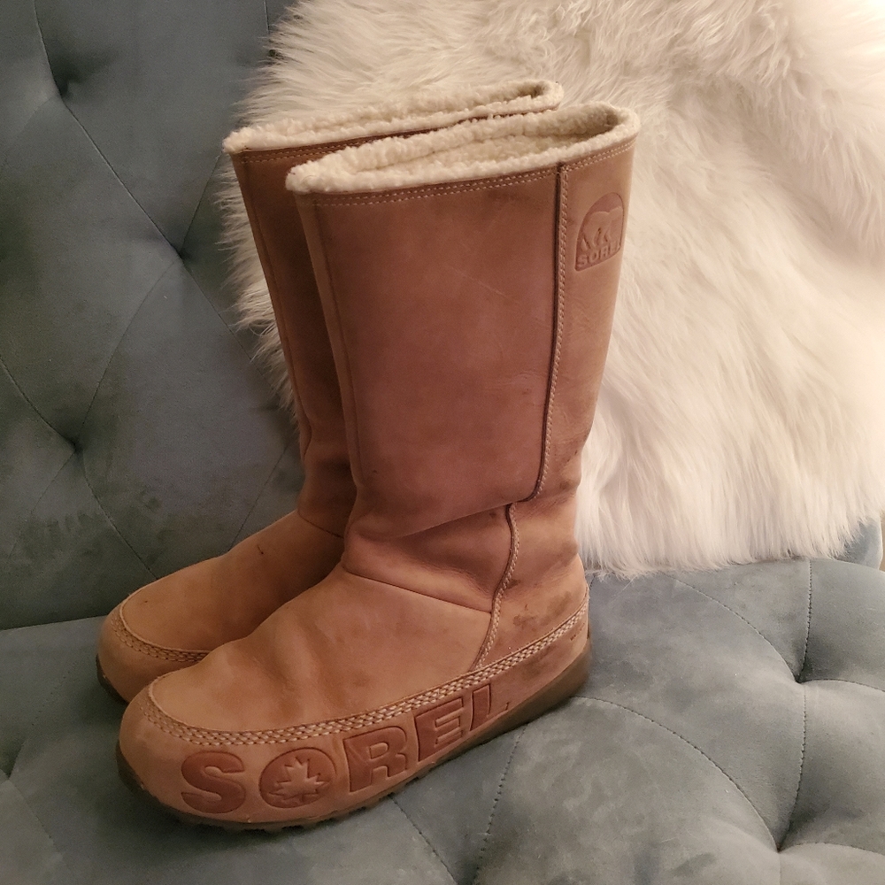 Sorel Suka snow boots leather waterproof 9.5